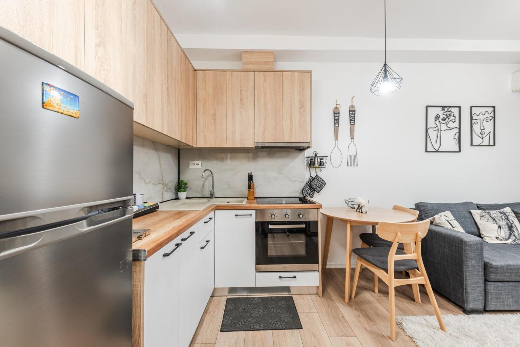 Noir Apartment By Kondo Stays Tirana Bagian luar foto