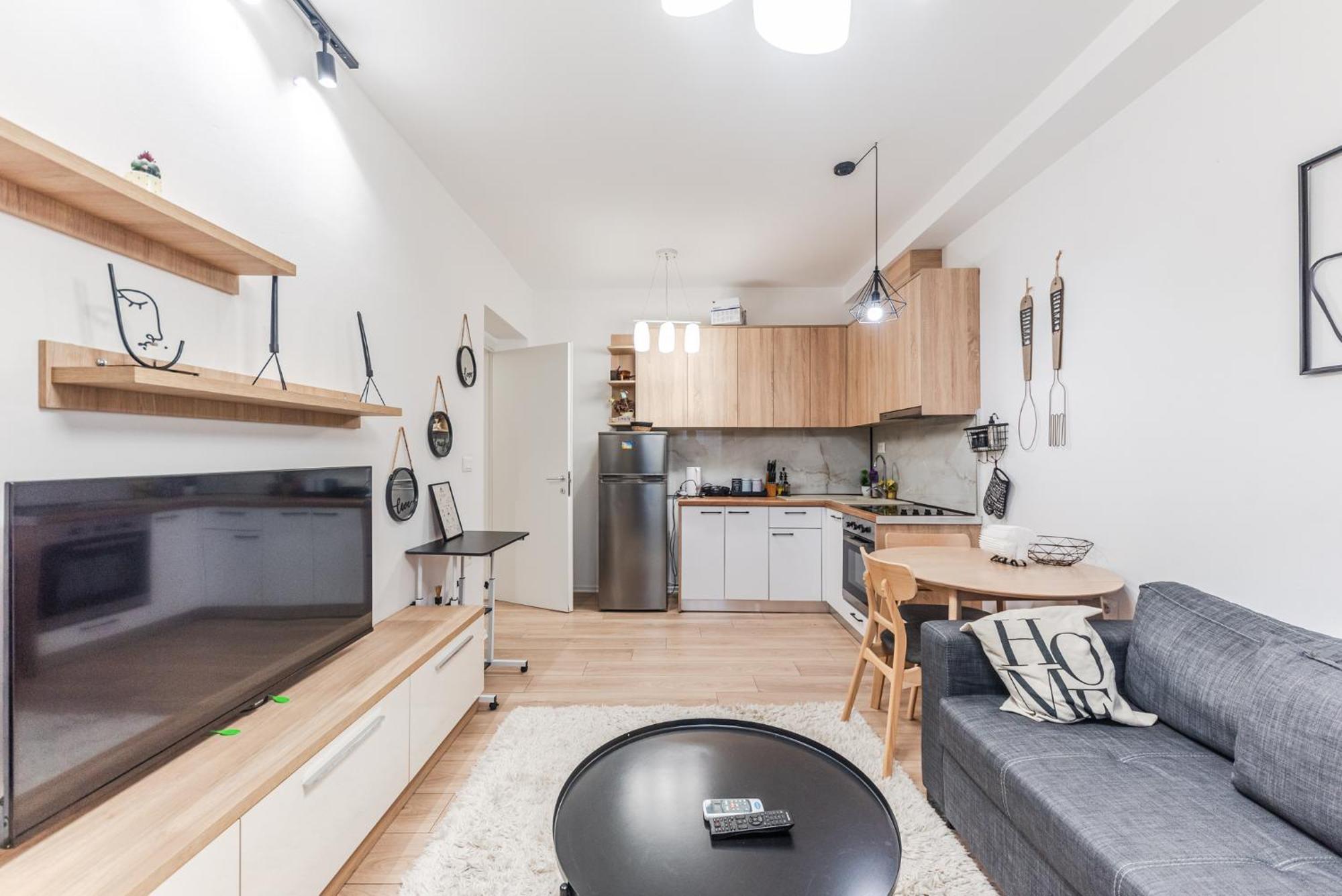 Noir Apartment By Kondo Stays Tirana Bagian luar foto